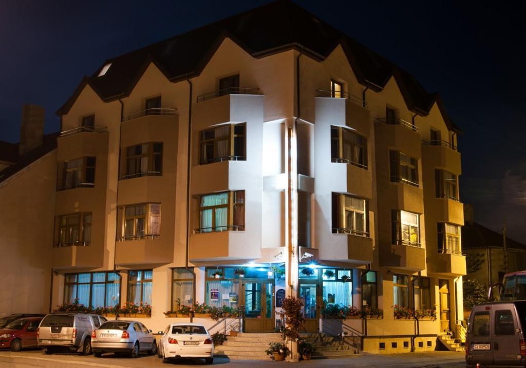 Hotel Cristal Cluj-Napoca Exteriör bild