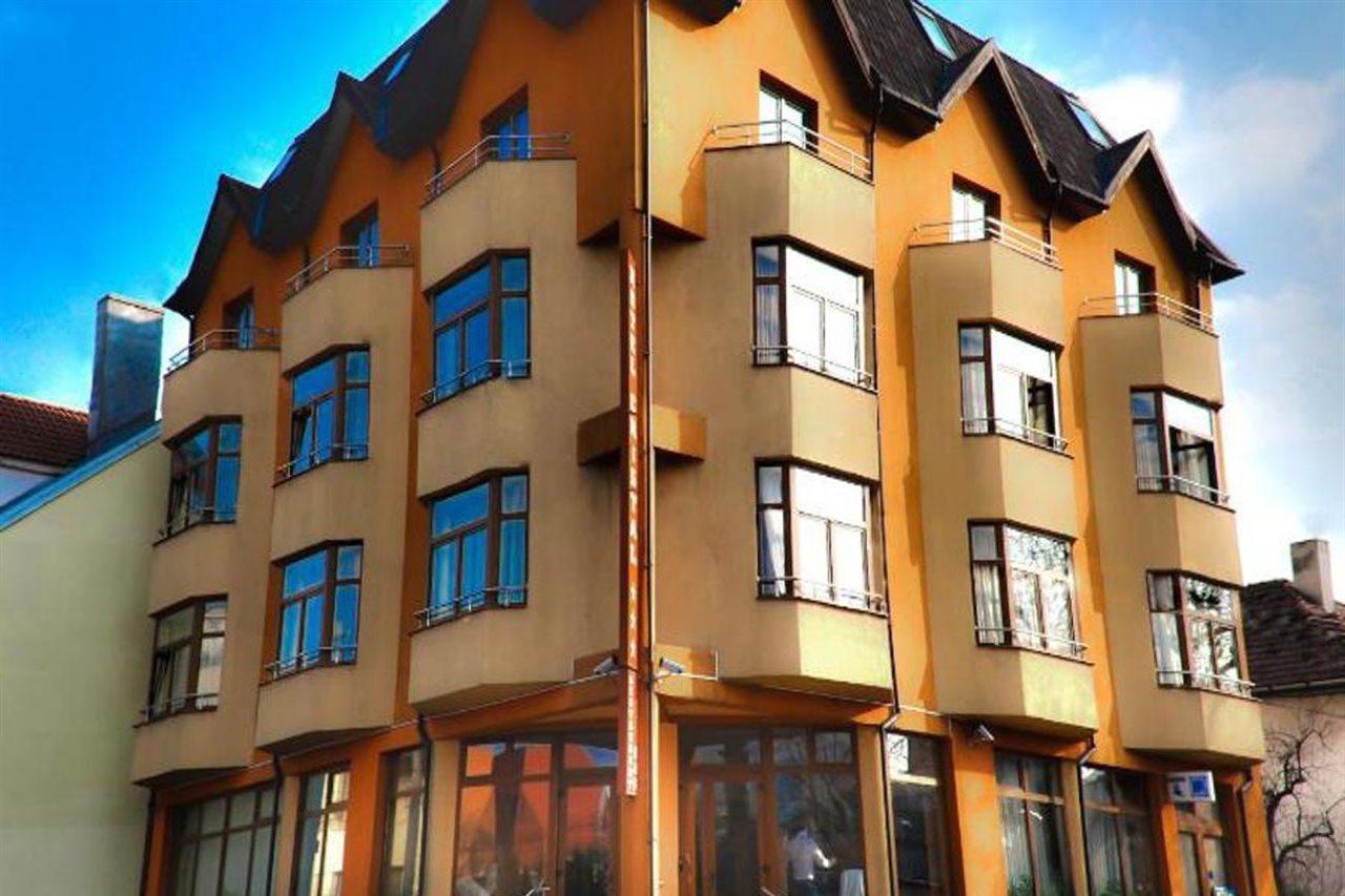 Hotel Cristal Cluj-Napoca Exteriör bild