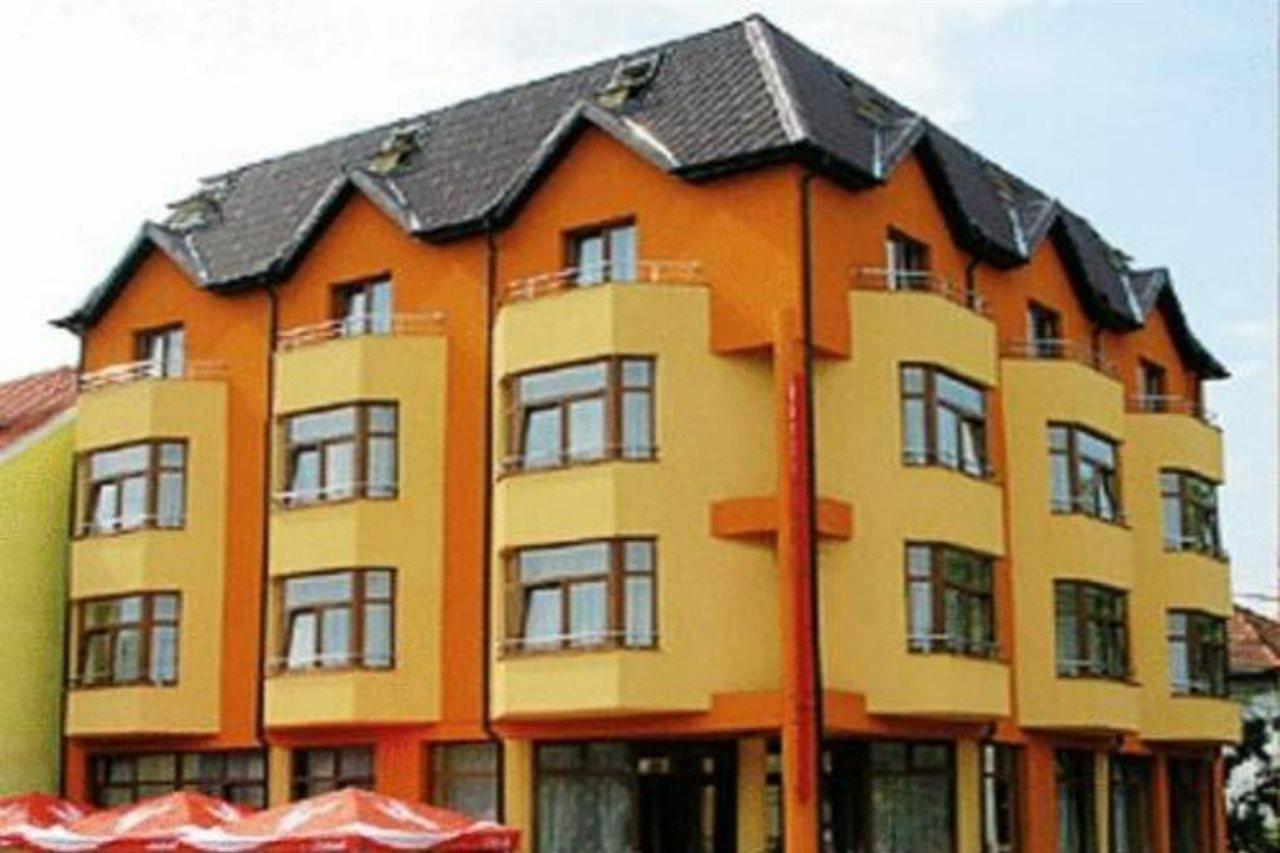 Hotel Cristal Cluj-Napoca Exteriör bild