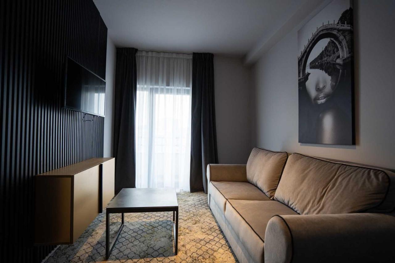 Hotel Cristal Cluj-Napoca Exteriör bild