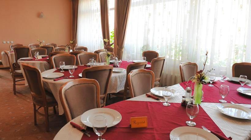 Hotel Cristal Cluj-Napoca Exteriör bild